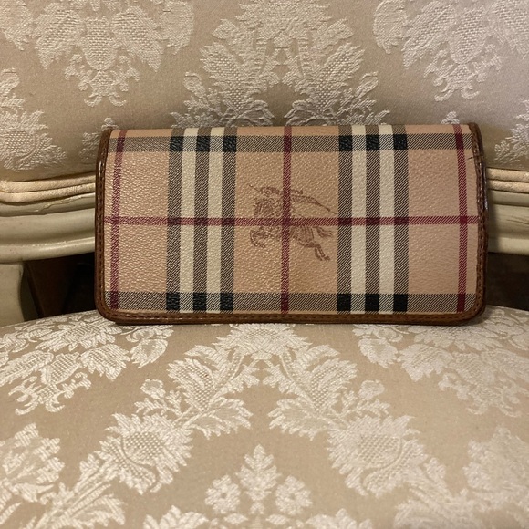 Burberry Long Wallet - Picture 1 of 11